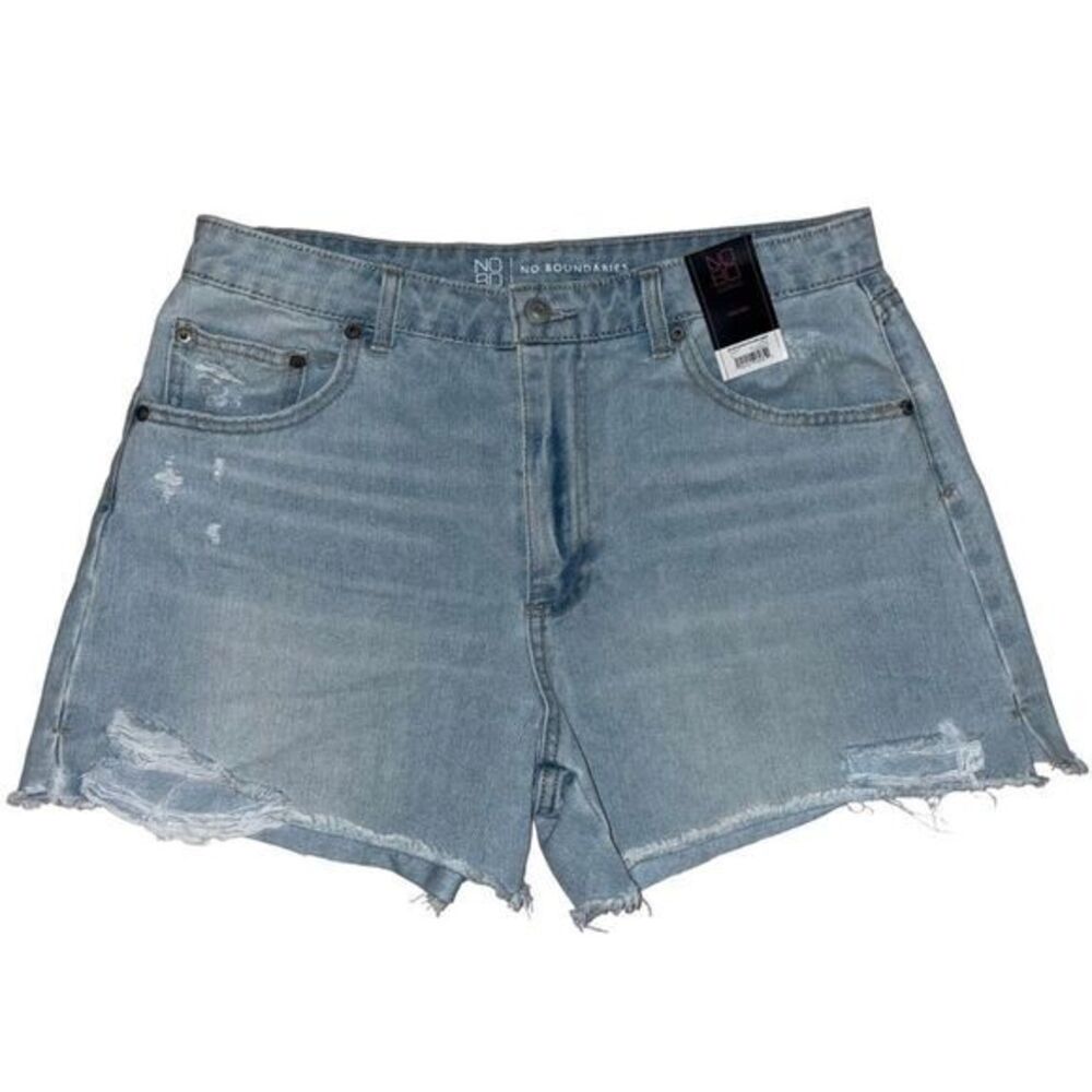 NOBO No Boundaries Jean Denim SHORTS Sz 13 Light Wash Midi distressed New nwt